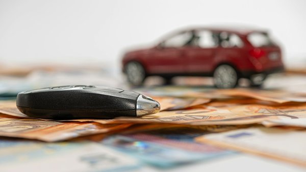 Astuces pour économiser sur assurance auto et réduire vos factures